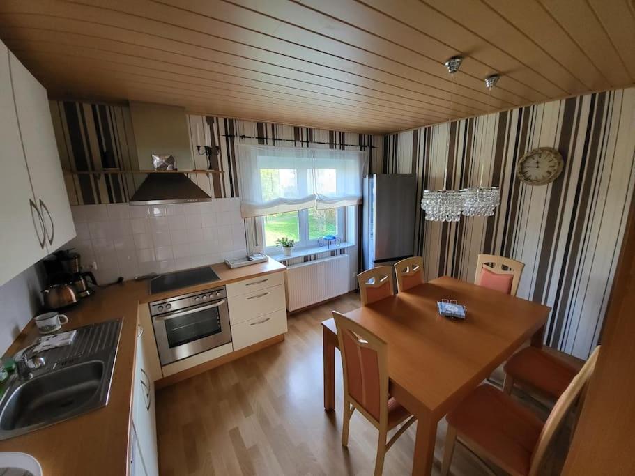 Schoene Wohnung Mit Eigenem Eingang Und Parkplatz Fulda Exteriér fotografie